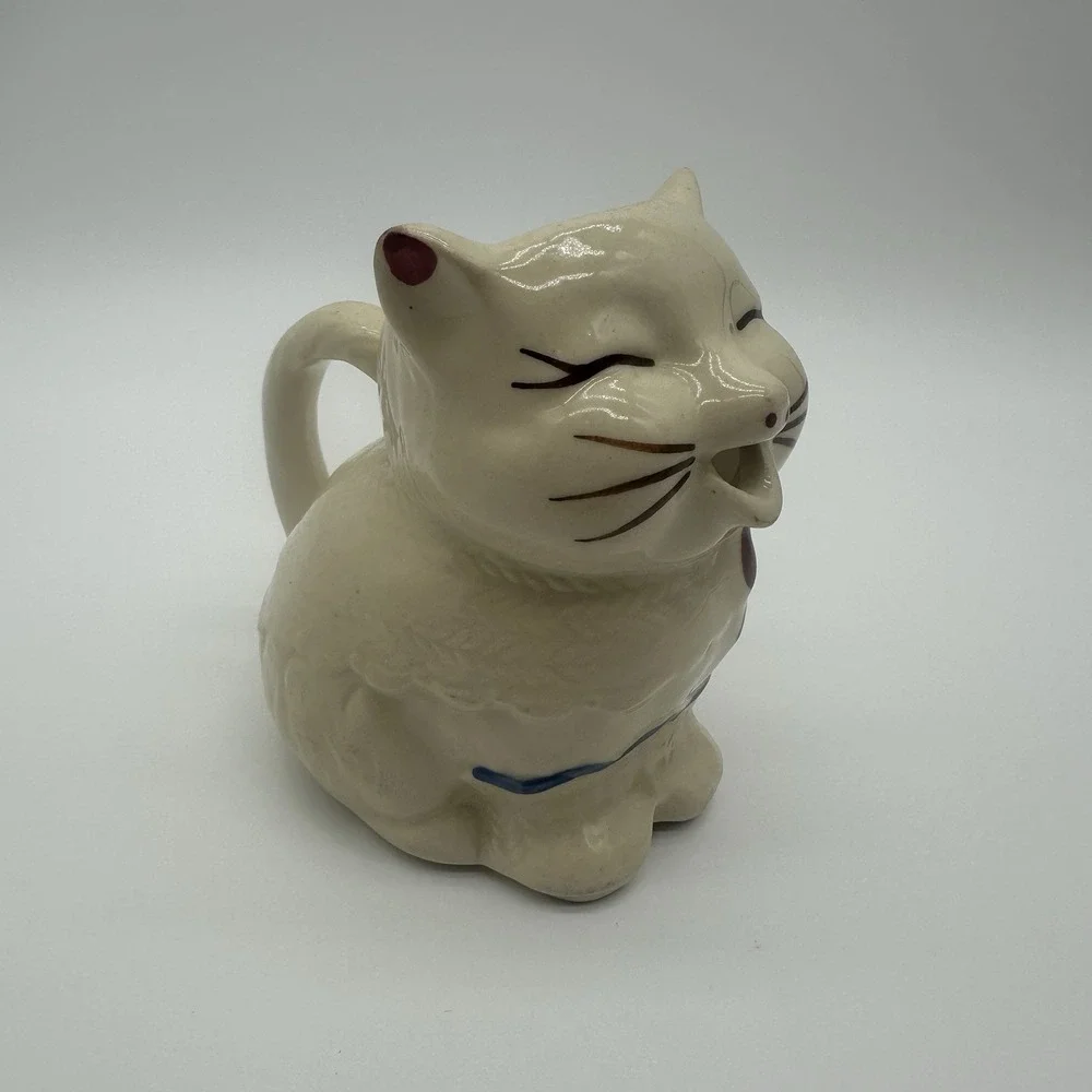 Vintage Shawnee Pottery Puss And Boots Cat Creamer Pitcher